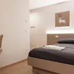 Ristorante E In Sella Bed and breakfast Pozzis
