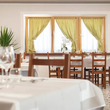 Ristorante E In Sella ベッド・アンド・ブレックファスト
